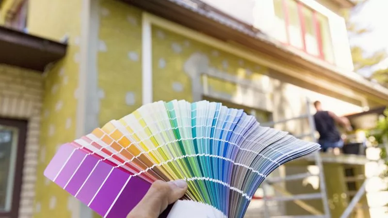 Choosing exterior paint color.